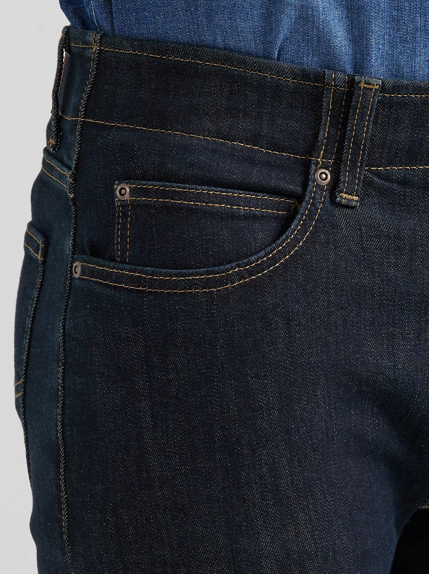 Lee Men's Extreme Motion MVP Slim Fit Tapered Jean