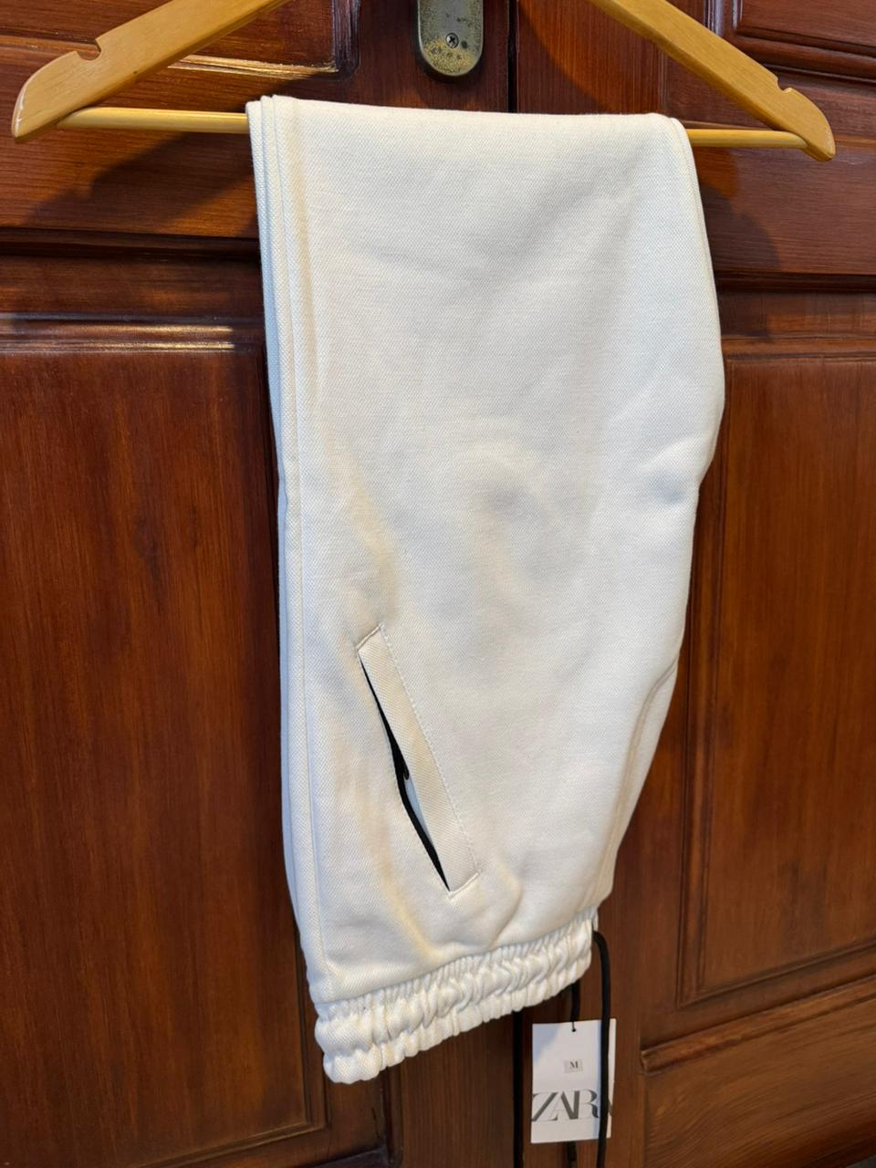 ZR Trousers — The Perfect Blend of Luxury and Style-White